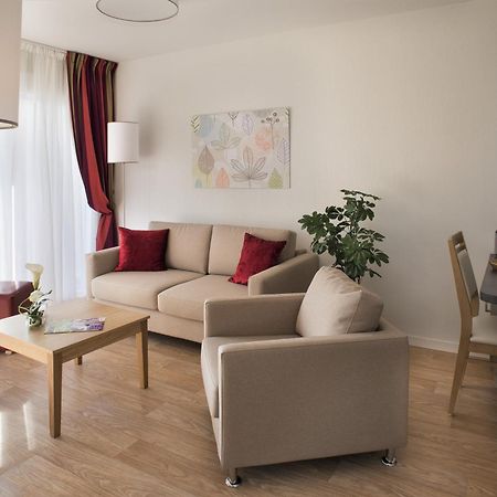 Domitys Les Greements D'Or - Residence Seniors 杜瓦讷内 外观 照片